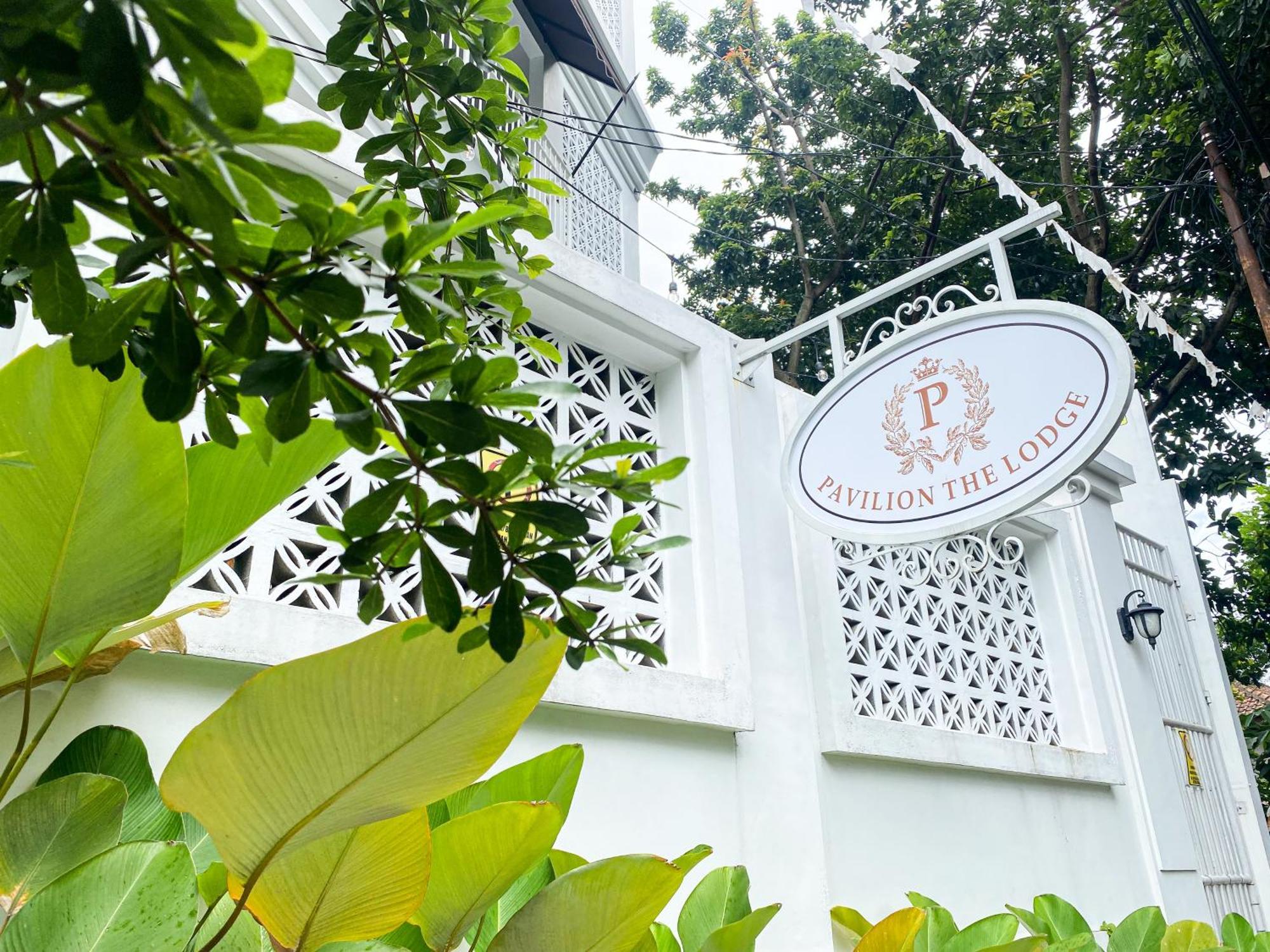 Pavilion The Lodge Bandung Exterior photo